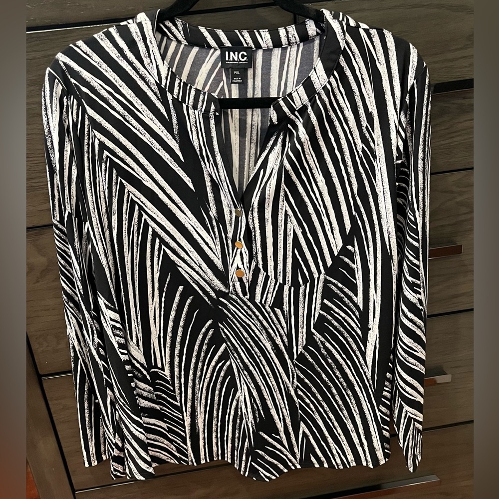 Zebra Top